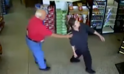 Meest dronken man koopt bier